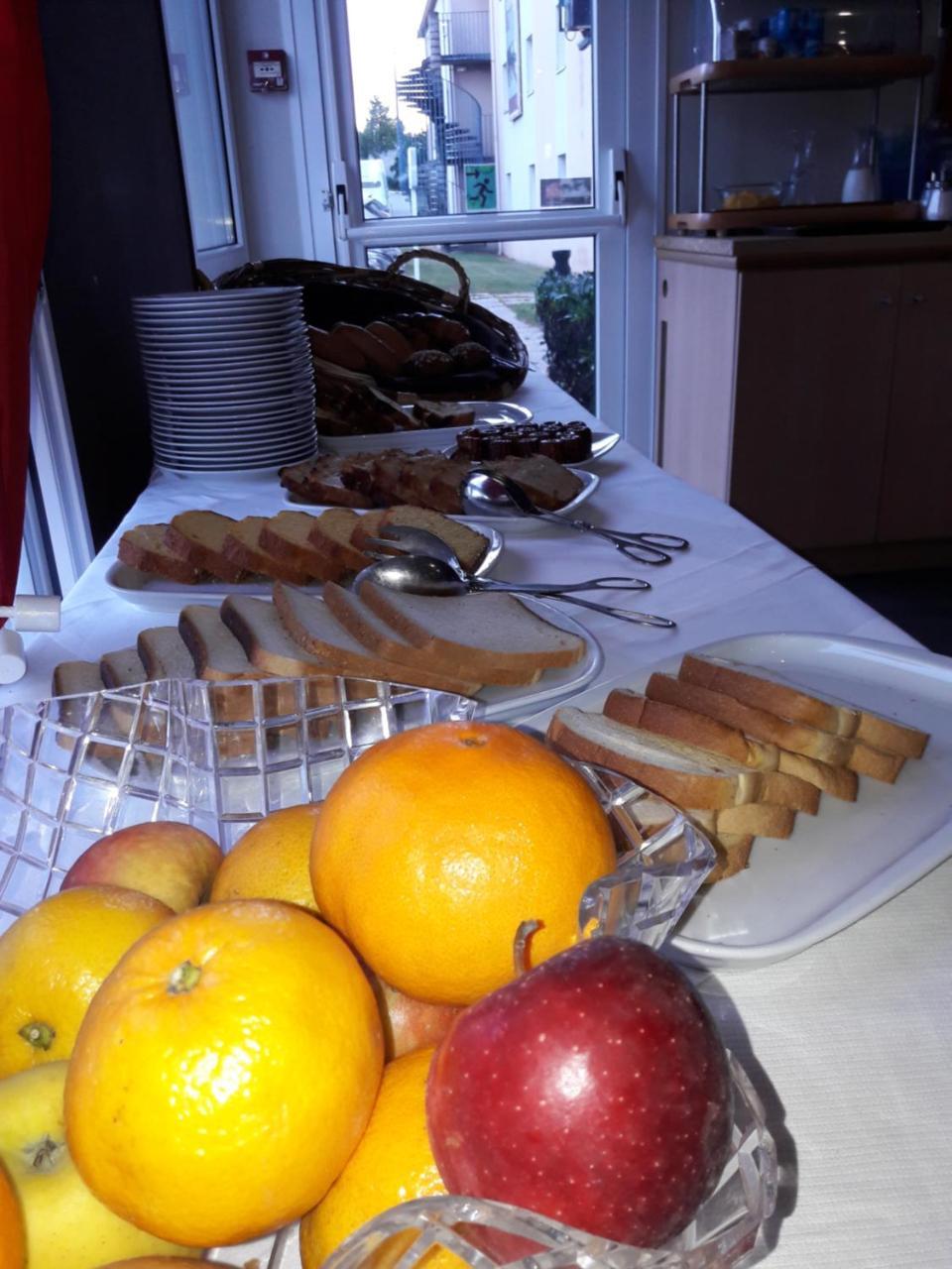 Hotel Le Cosy Villebarou